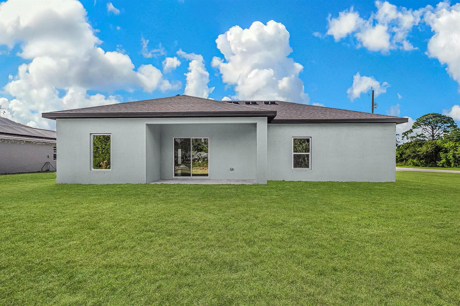 7725 95th Avenue, Vero Beach, FL 32967 photo 3