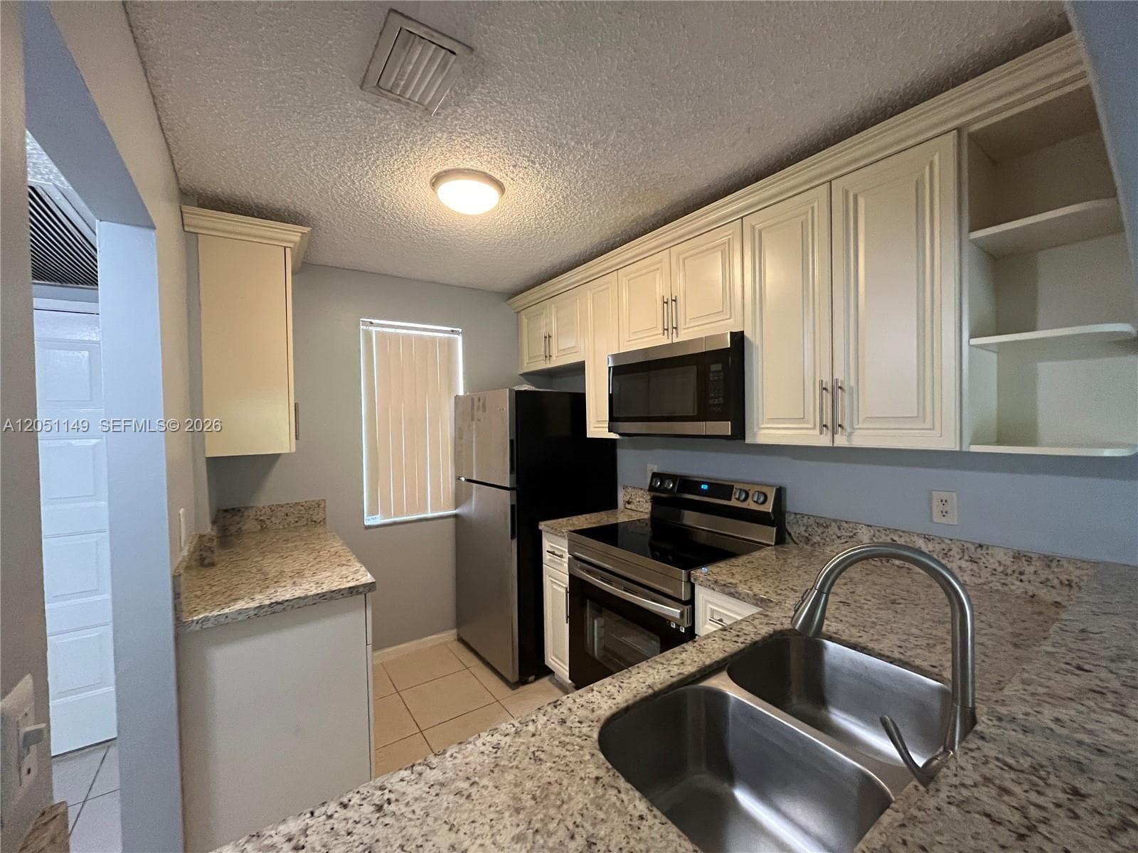 2740 FOREST HILLS BLVD # 202, Coral Springs, FL 33065 photo 3