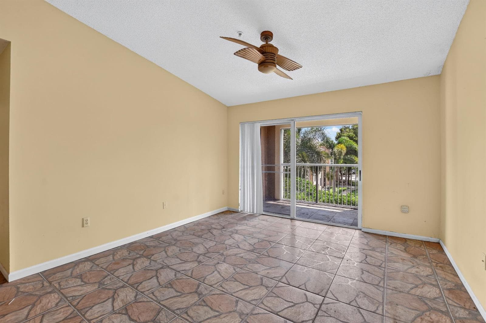 4844 N State Road 7 # 2304, Coconut Creek, FL 33073 photo 2