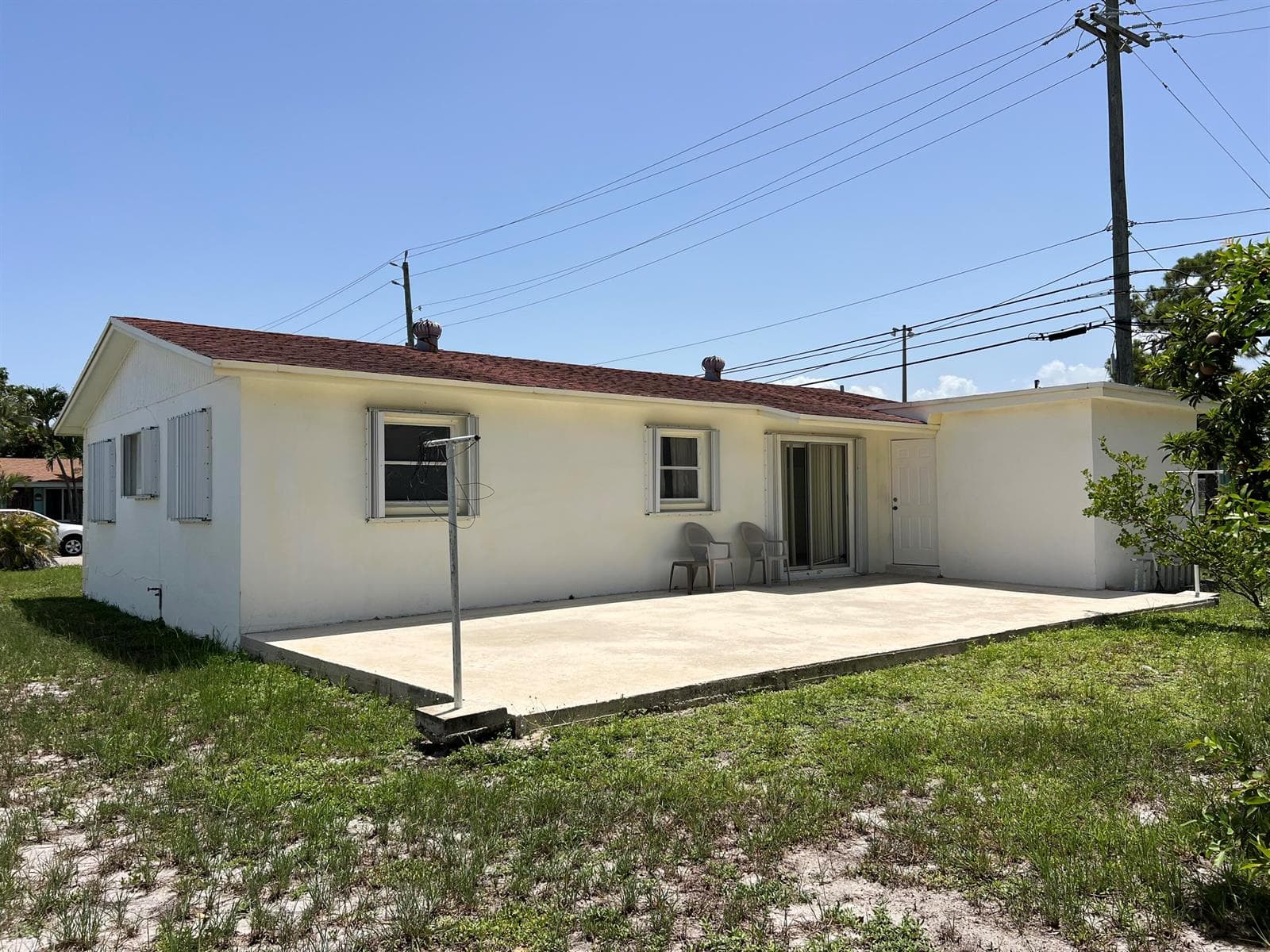 816 24th Avenue N, FL 33460 photo 3