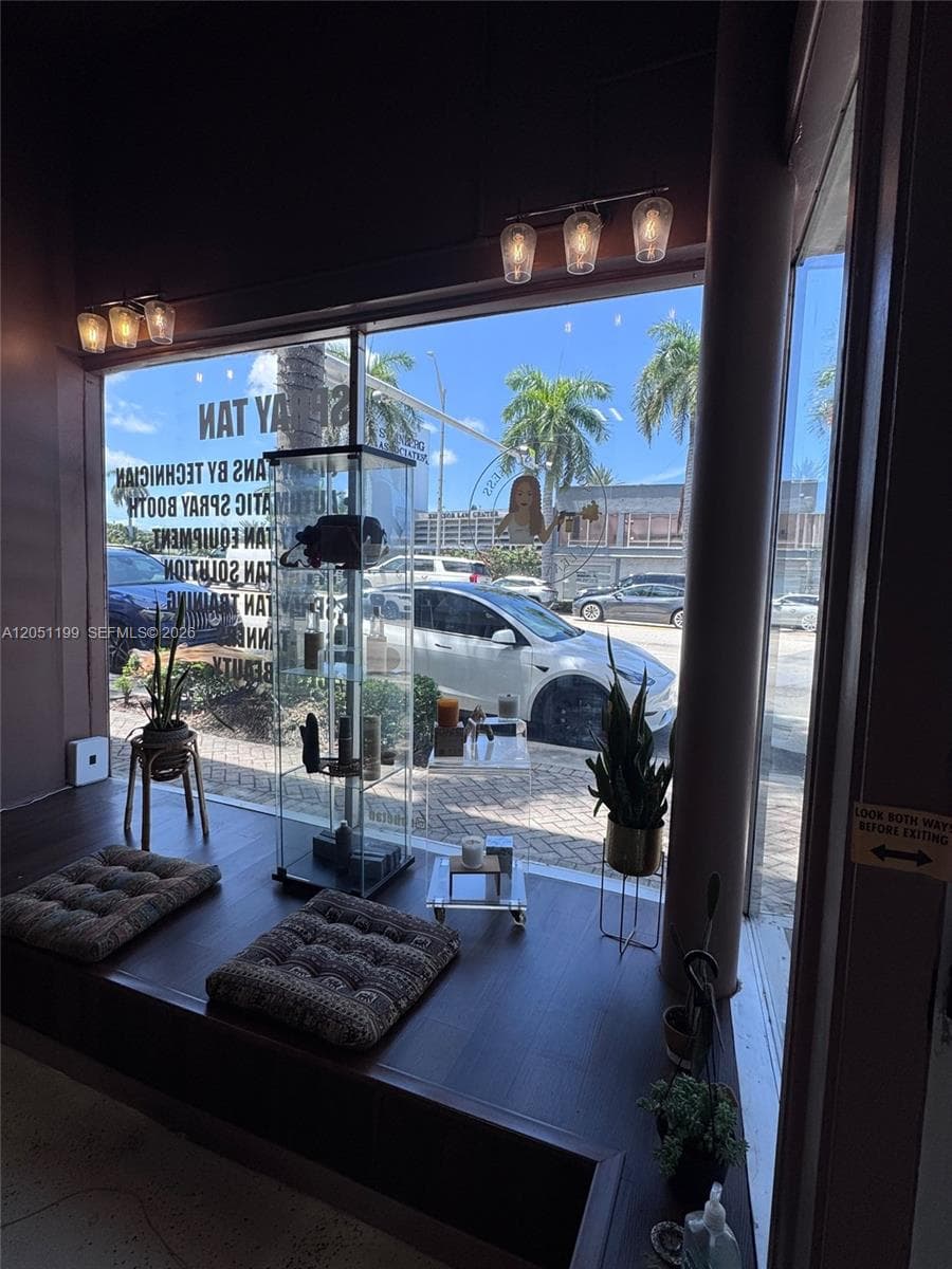 762 W 41st St, Miami Beach, FL 33140 photo 3