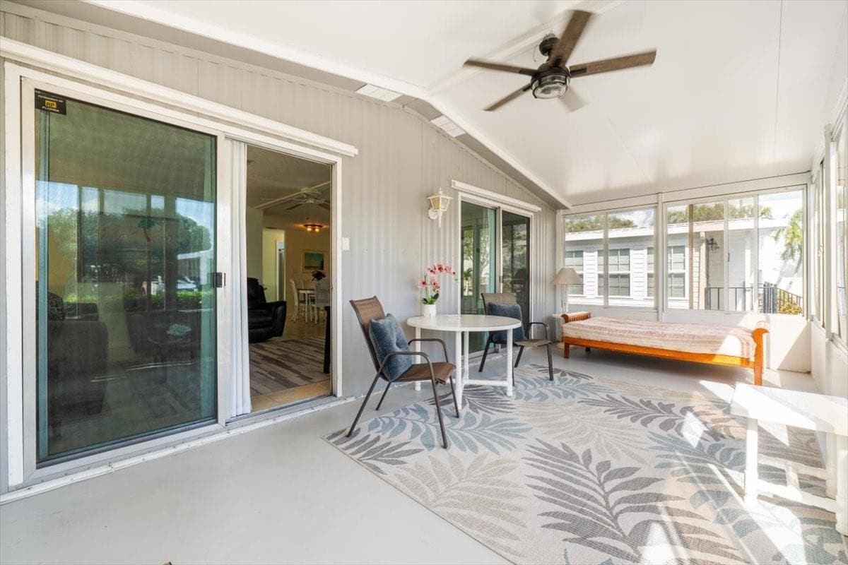 5389 NW 3rd Avenue, Deerfield Beach, FL 33064 photo 3