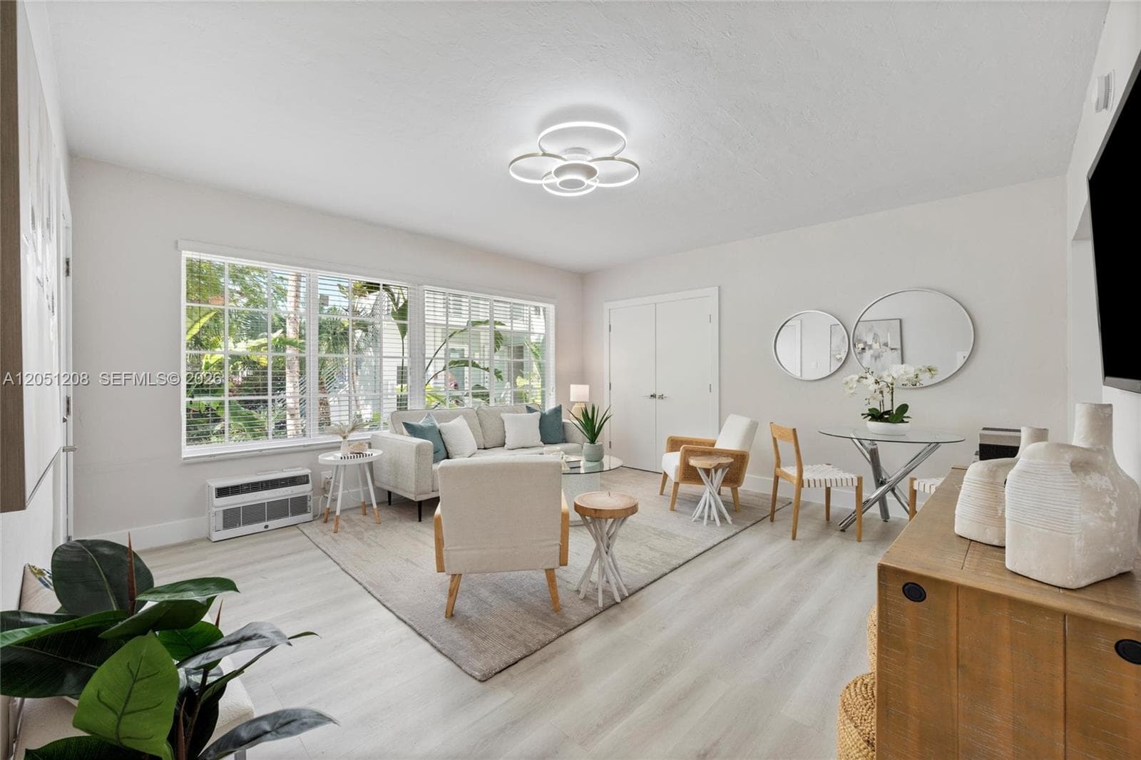 2420 Flamingo Dr # 2, Miami Beach, FL 33140 photo 2
