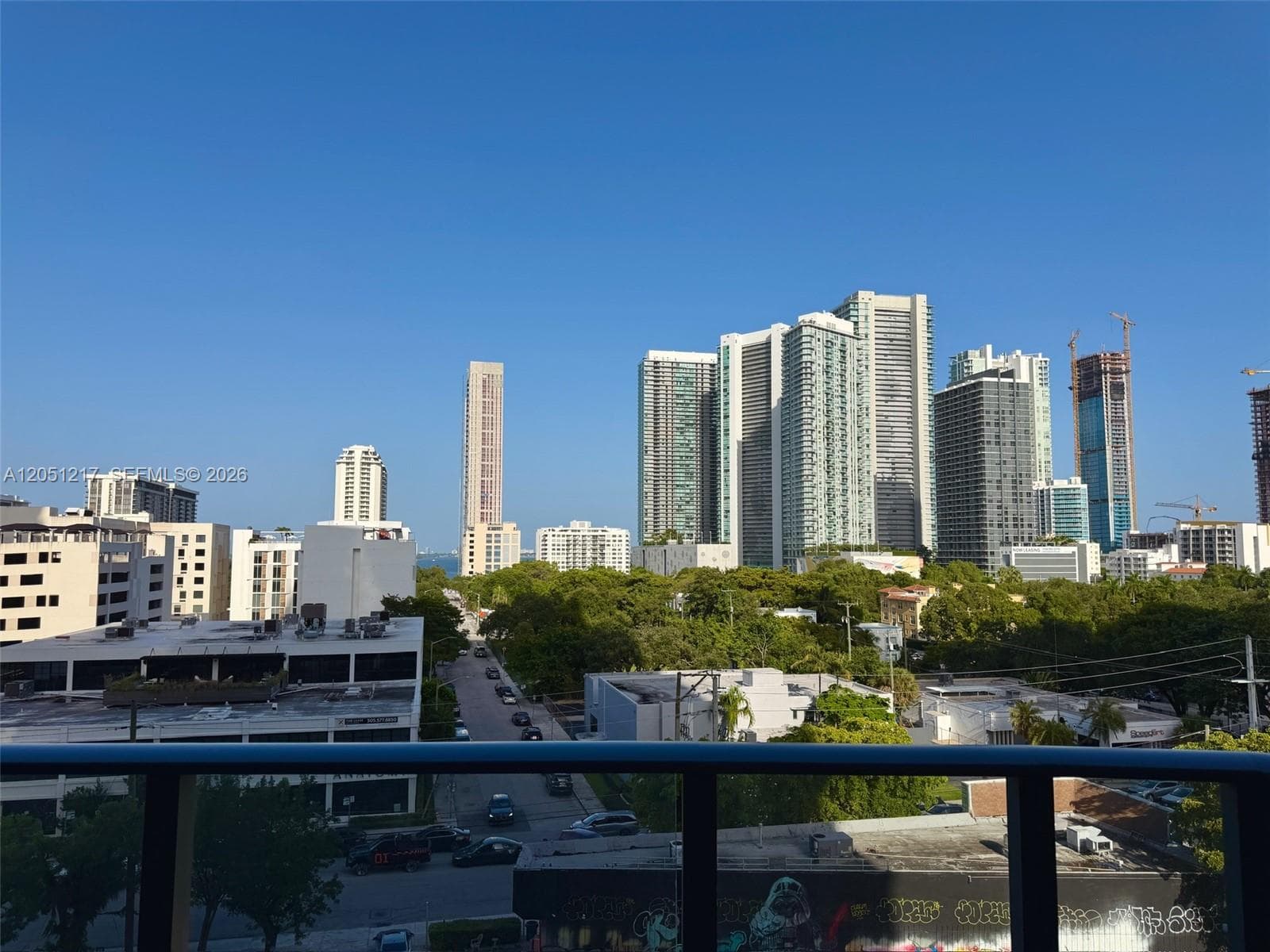 121 NE 34th St # L605, Miami, FL 33137 photo 2