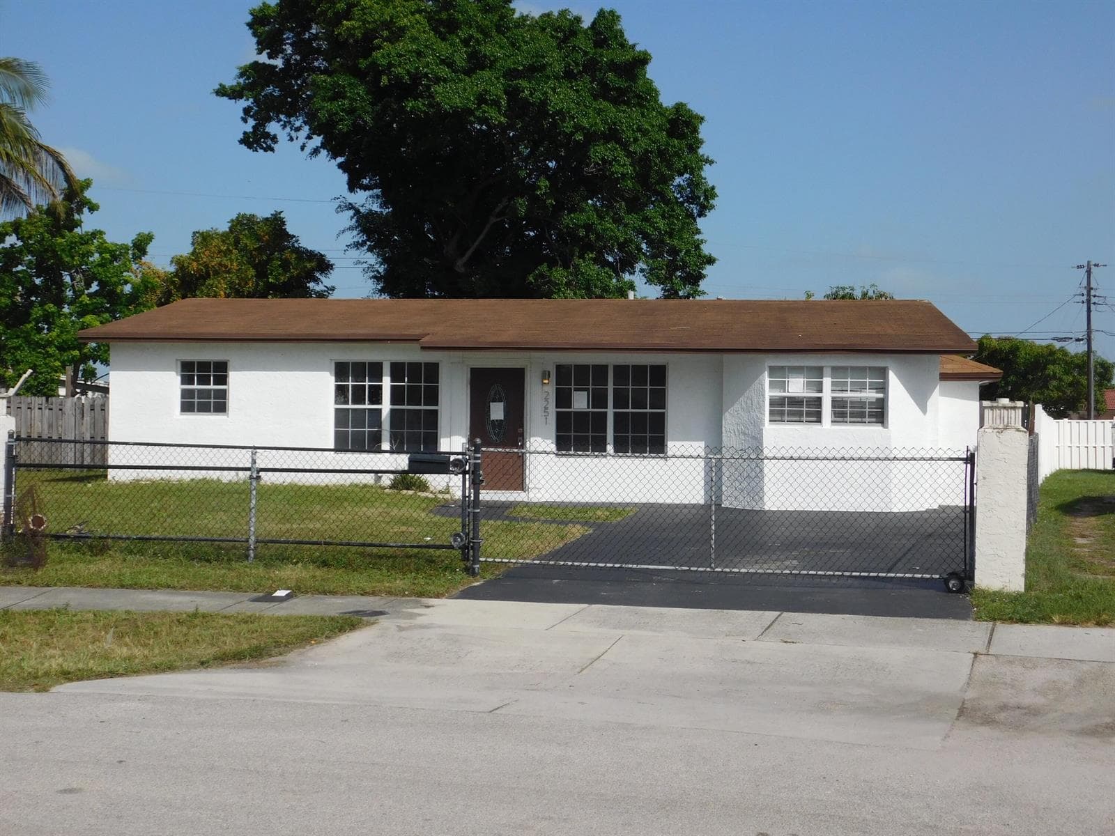 2251 NW 29th Terrace, Fort Lauderdale, FL 33311 photo 3