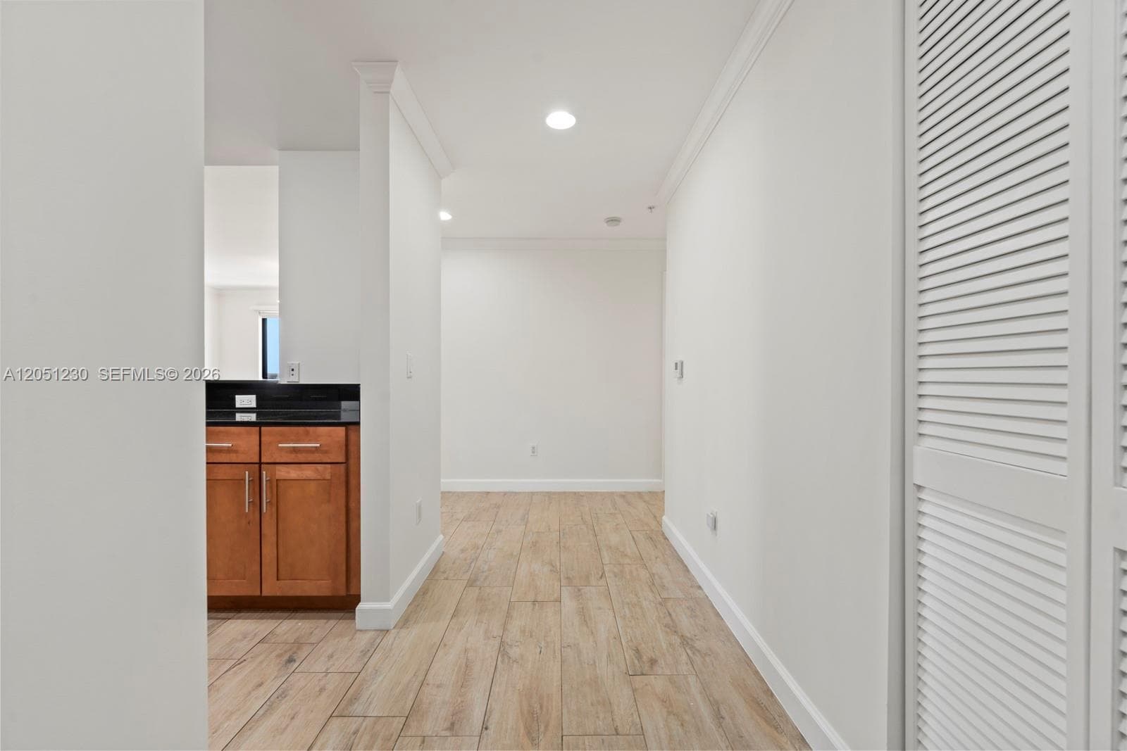 8390 SW 72nd Ave # 702, Miami, FL 33143 photo 4