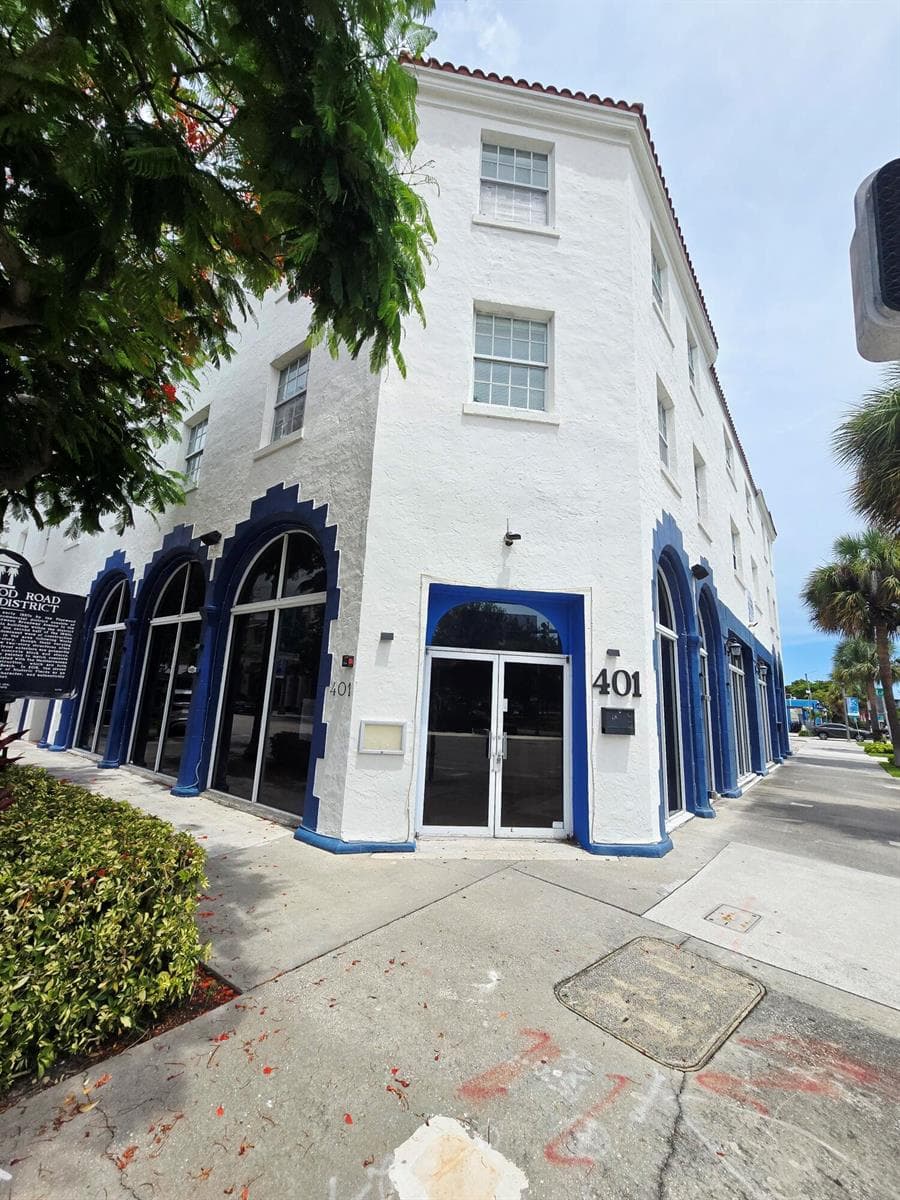 401 Northwood Road, West Palm Beach, FL 33407