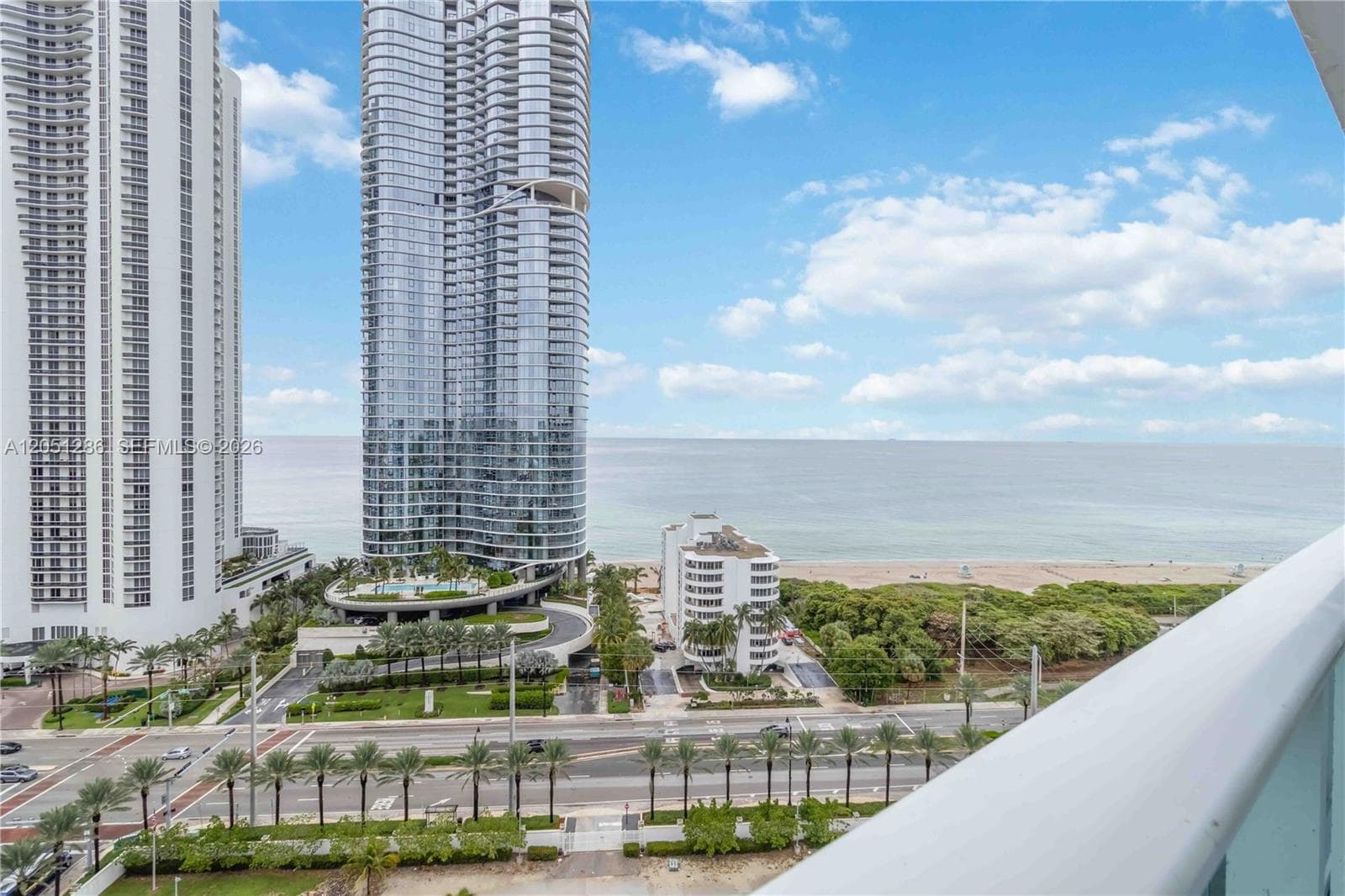100 Bayview Dr # 2014, Sunny Isles Beach, FL 33160 photo 4