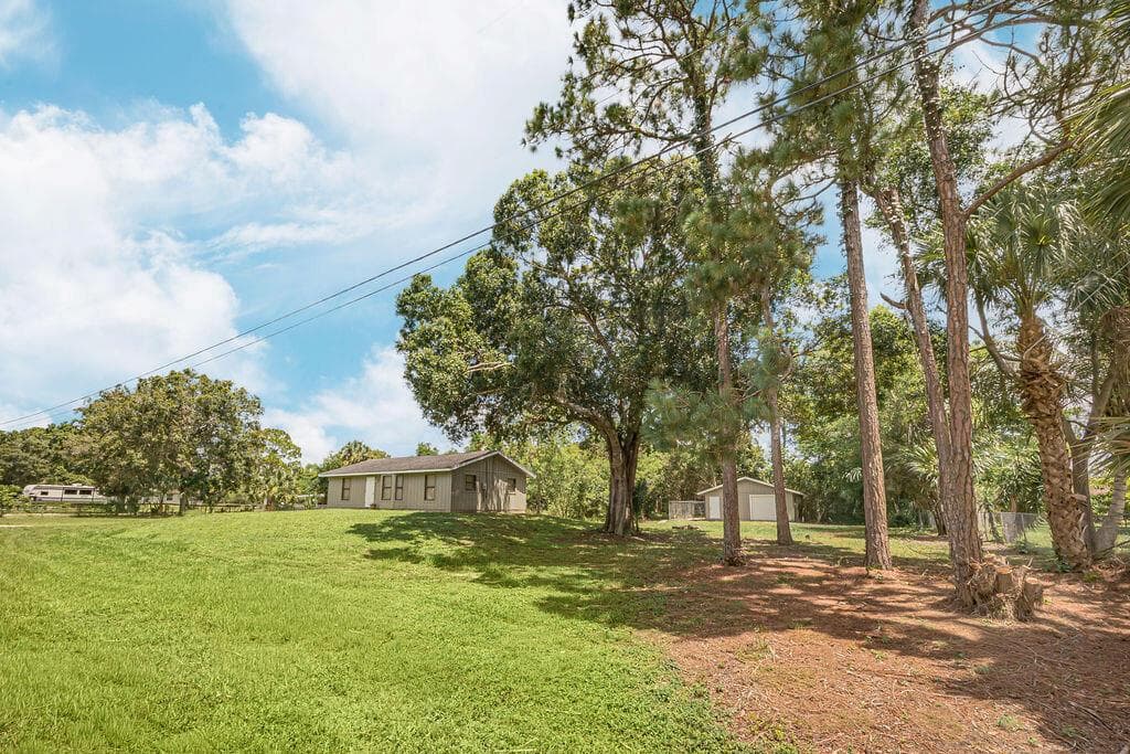 18565 47th Court N, Loxahatchee, FL 33470 photo 4