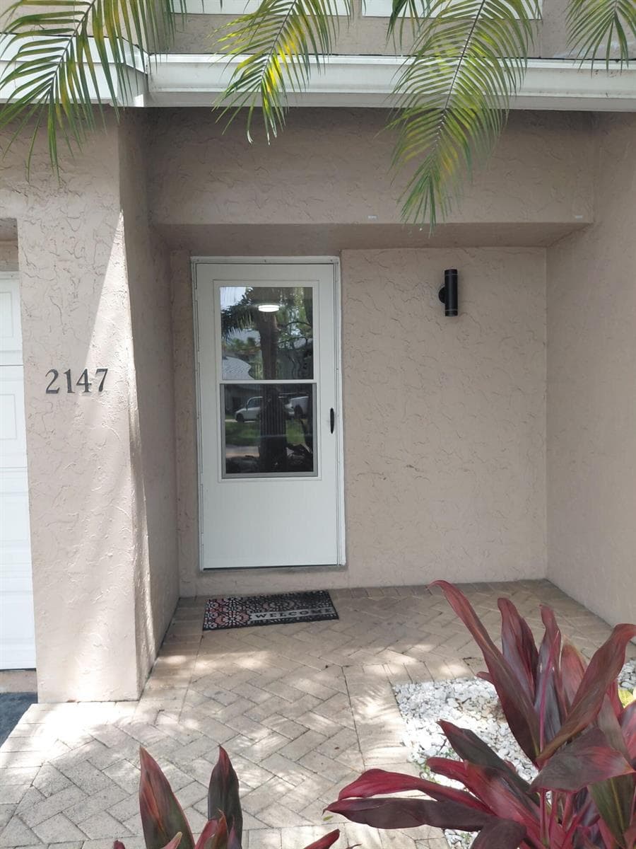 2147 Discovery Circle W, Deerfield Beach, FL 33442 photo 3