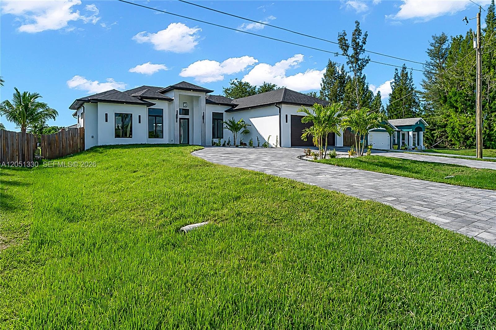 129 SW 34th ave, Cape Coral, FL 33991 photo 5