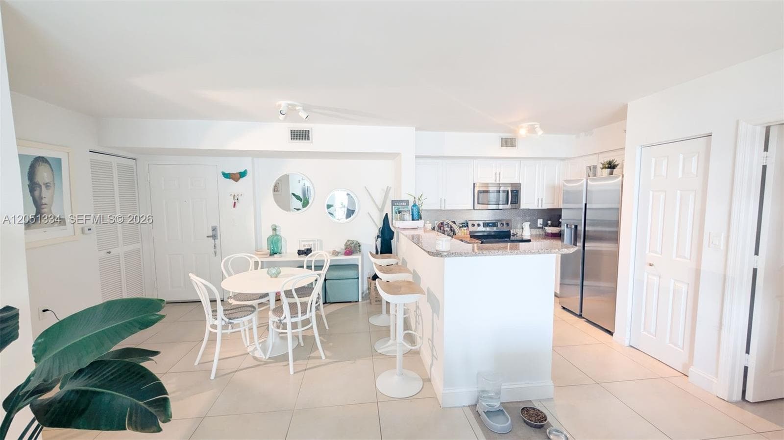 1155 Brickell Bay Dr # 2508, Miami, FL 33131 photo 2