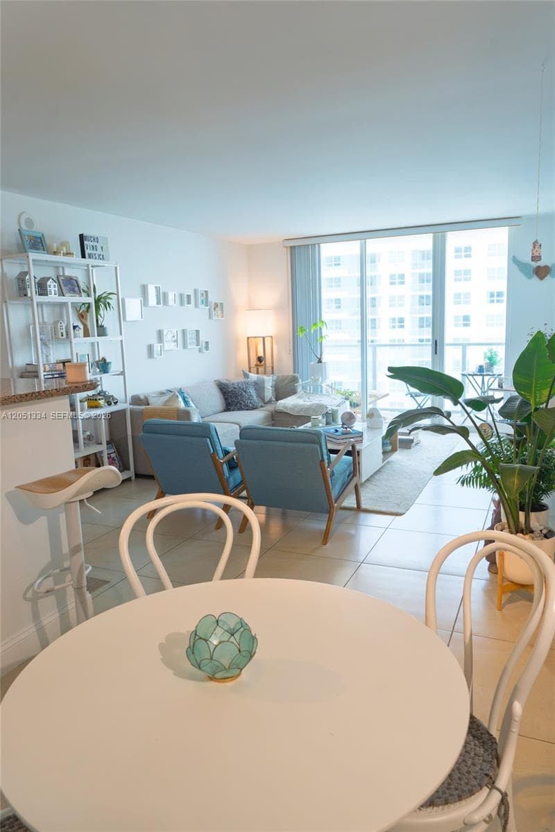 1155 Brickell Bay Dr # 2508, Miami, FL 33131 photo 3