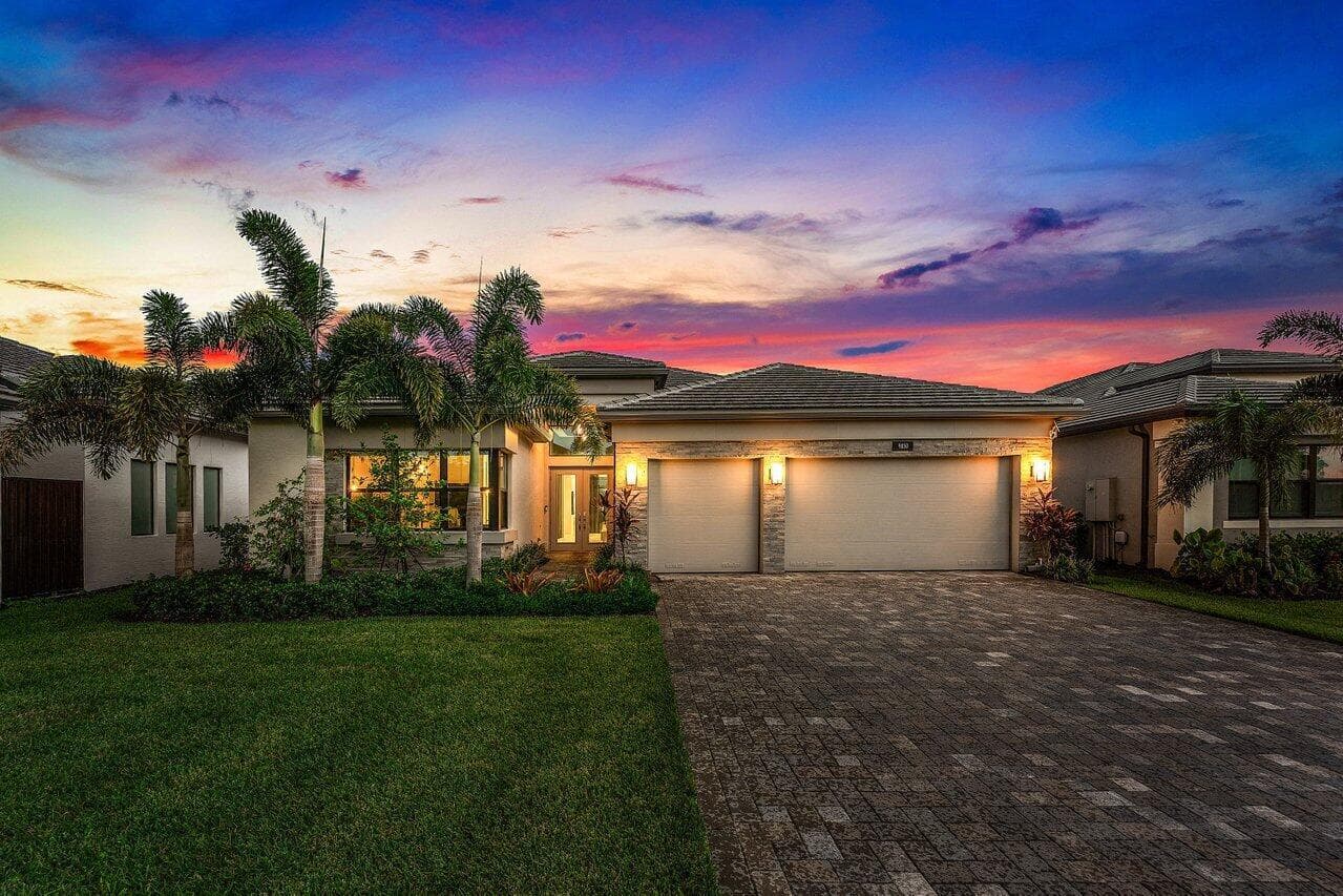 9850 Evergreen Woods Lane, Boynton Beach, FL 33473 photo 2