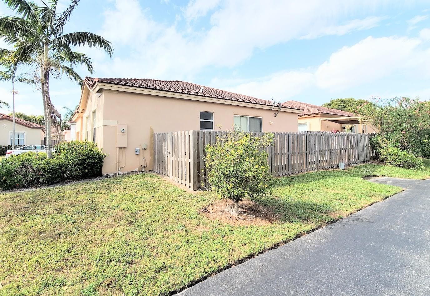 21460 SW 90th Ct, Cutler Bay, FL 33189 photo 2