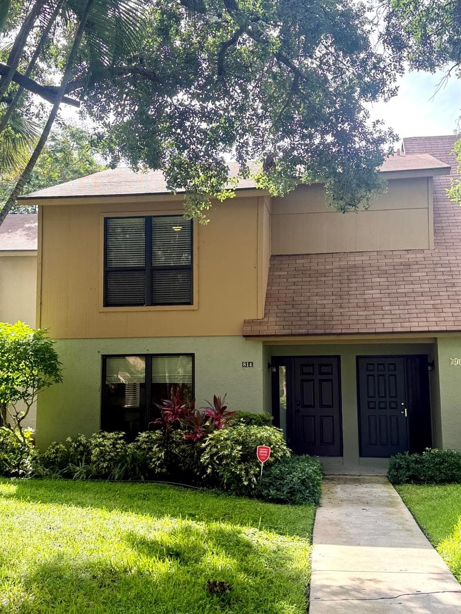 814 Sandtree Drive, Palm Beach Gardens, FL 33403 photo 2