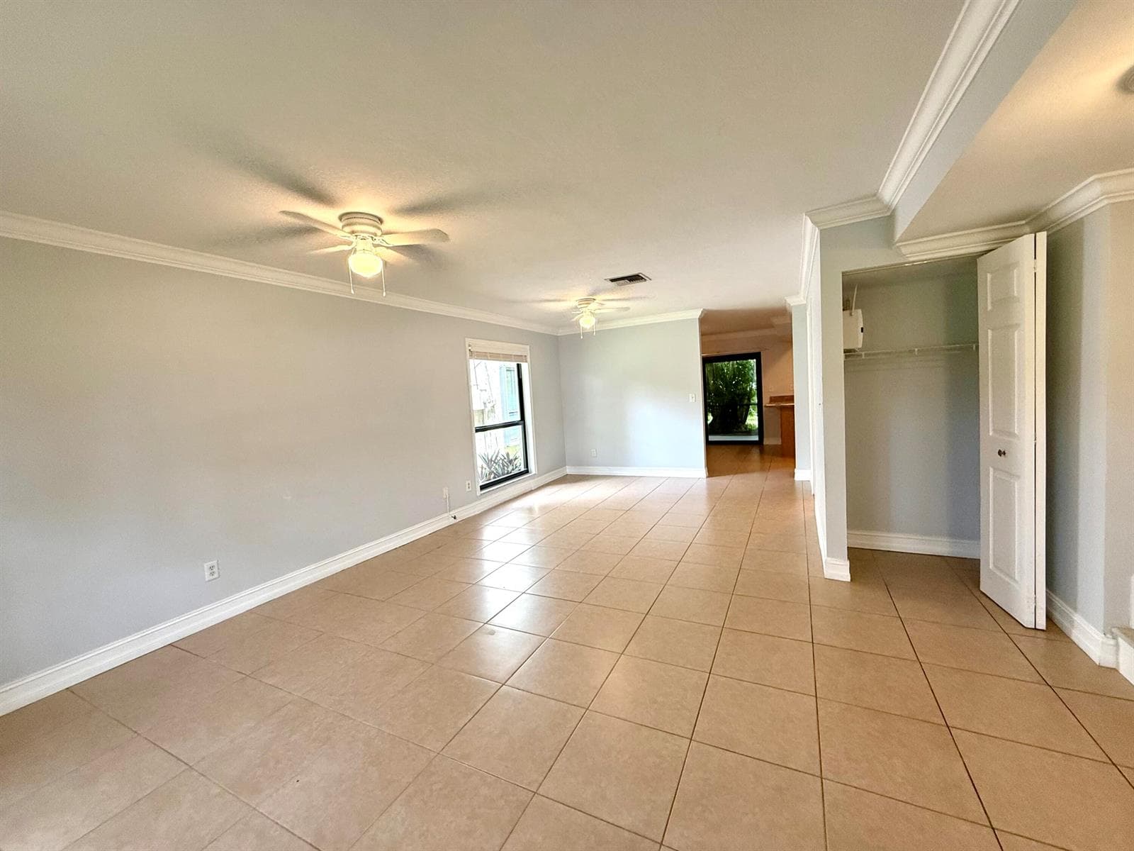 814 Sandtree Drive, Palm Beach Gardens, FL 33403 photo 3