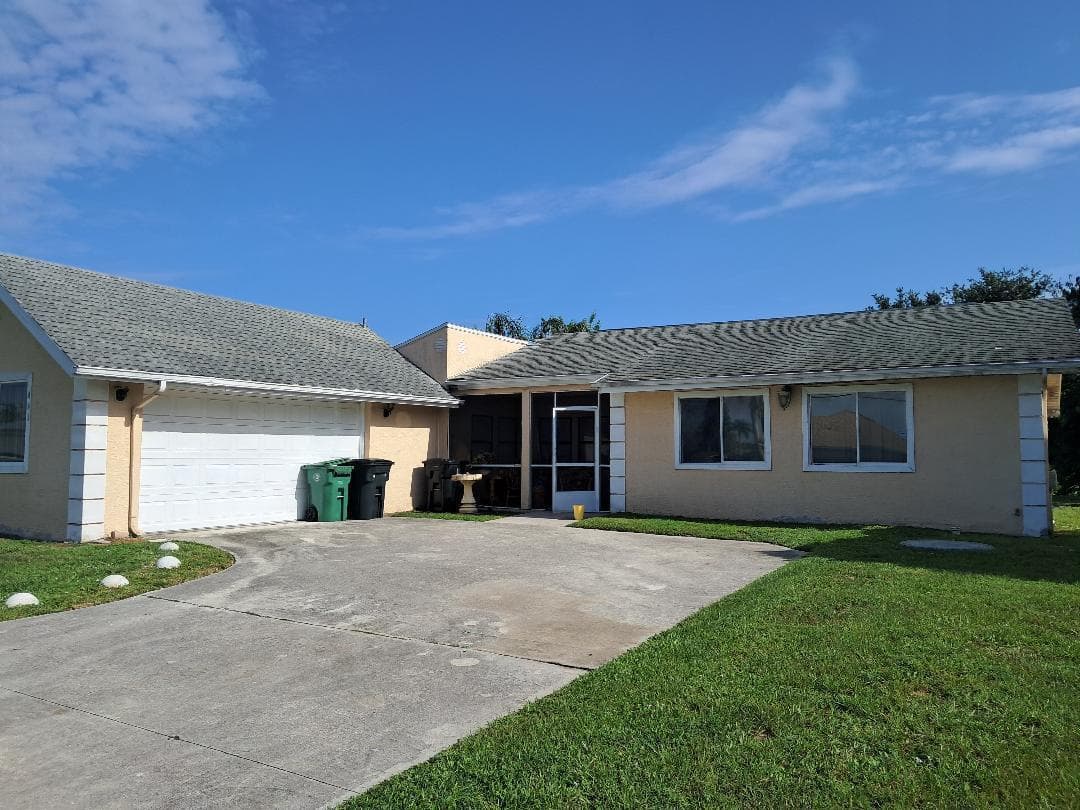441 SW Todd Avenue, Port St. Lucie, FL 34983 photo 2