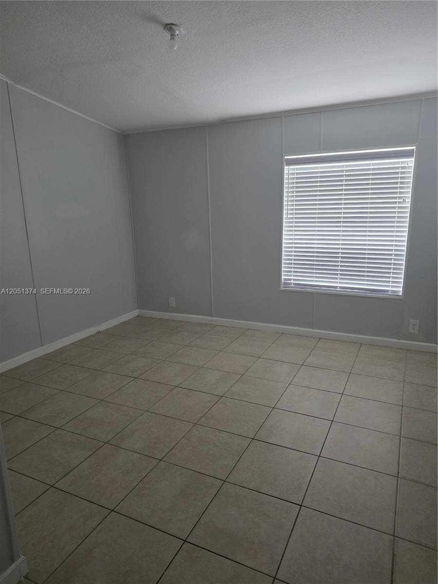 19800 SW 180th Ave # 588, Miami, FL 33187 photo 3