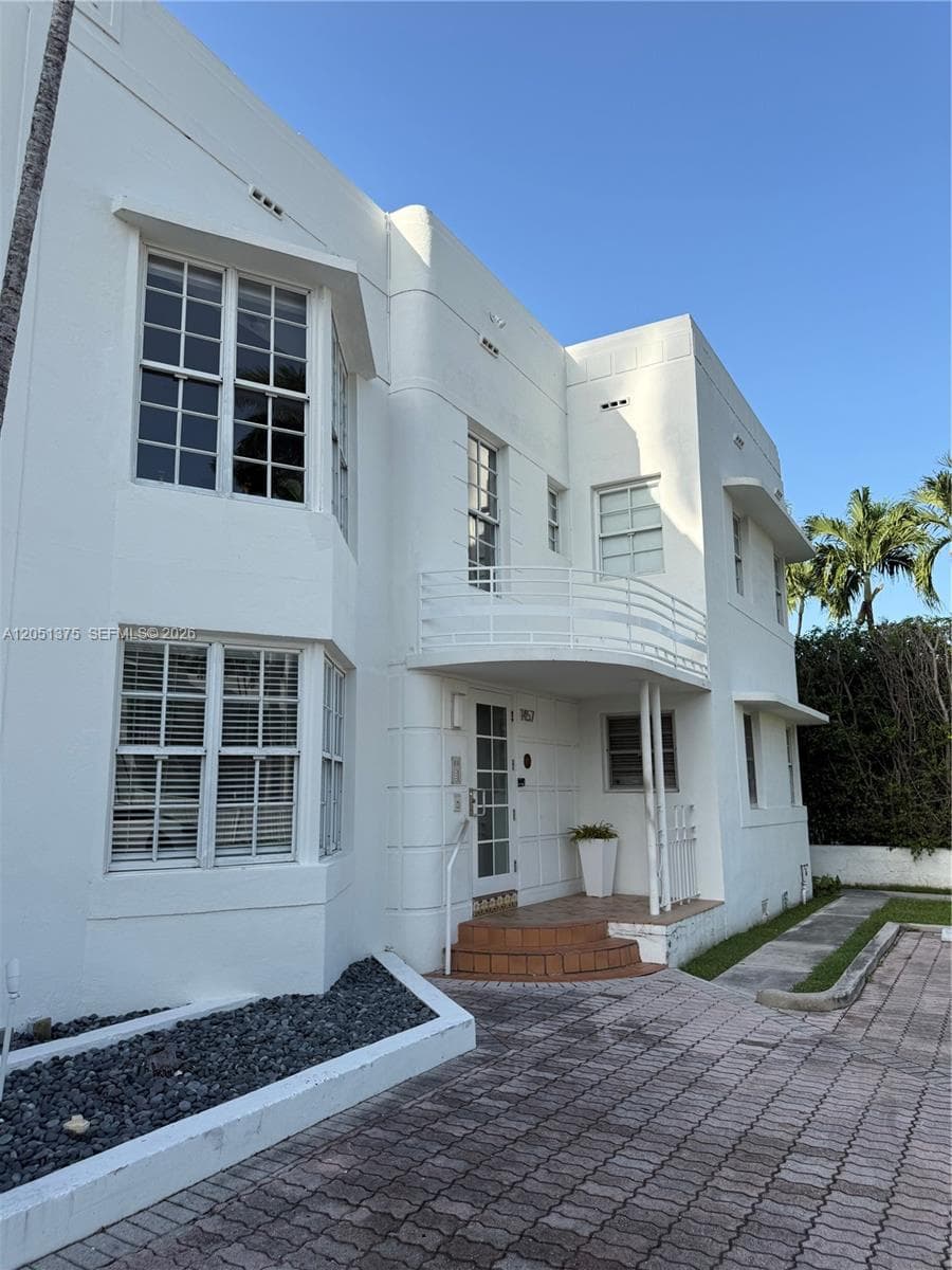 1457 Meridian Ave # 203, Miami Beach, FL 33139 photo 2