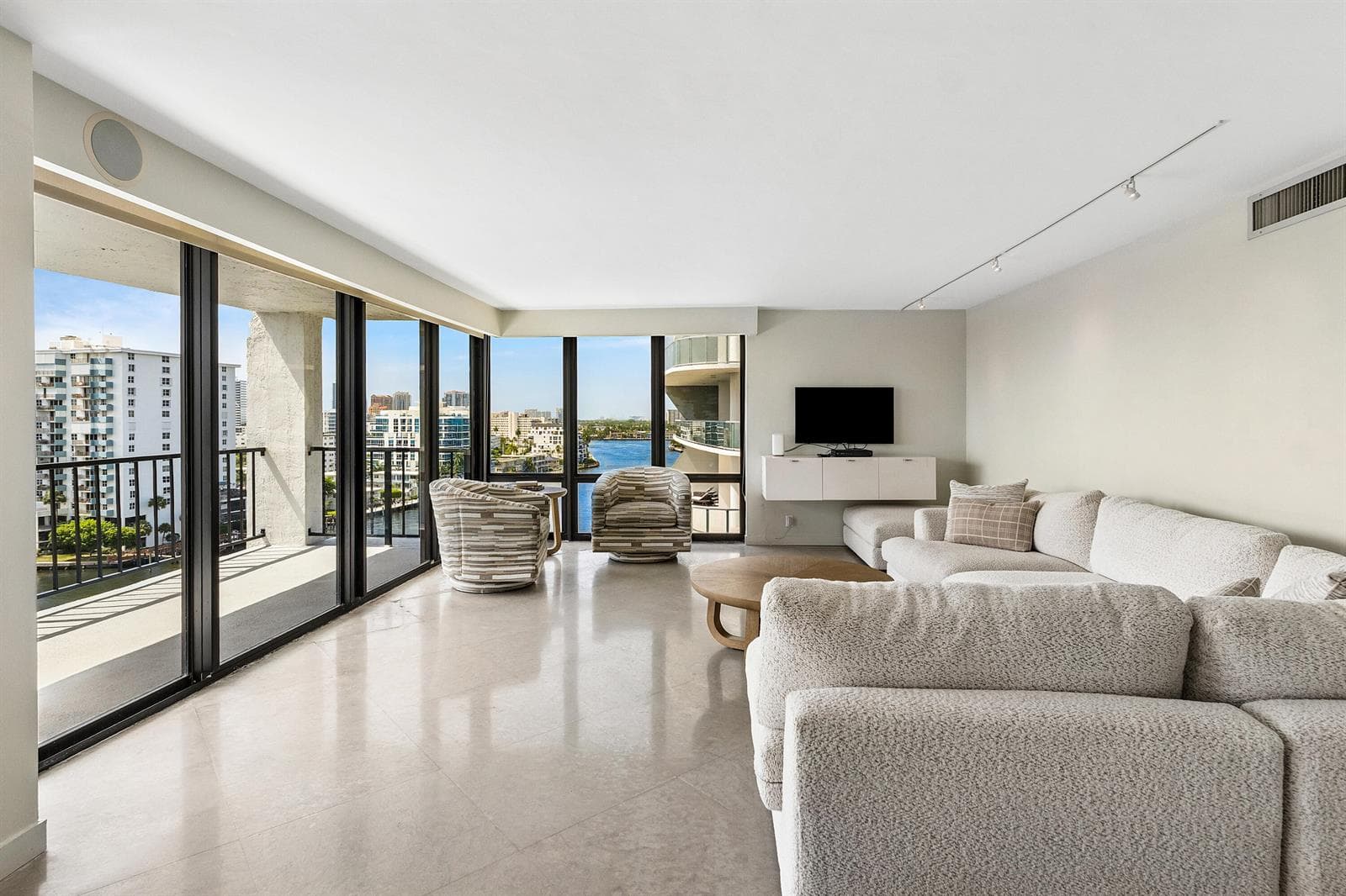 936 Intracoastal Drive # 12h, Fort Lauderdale, FL 33304 photo 3