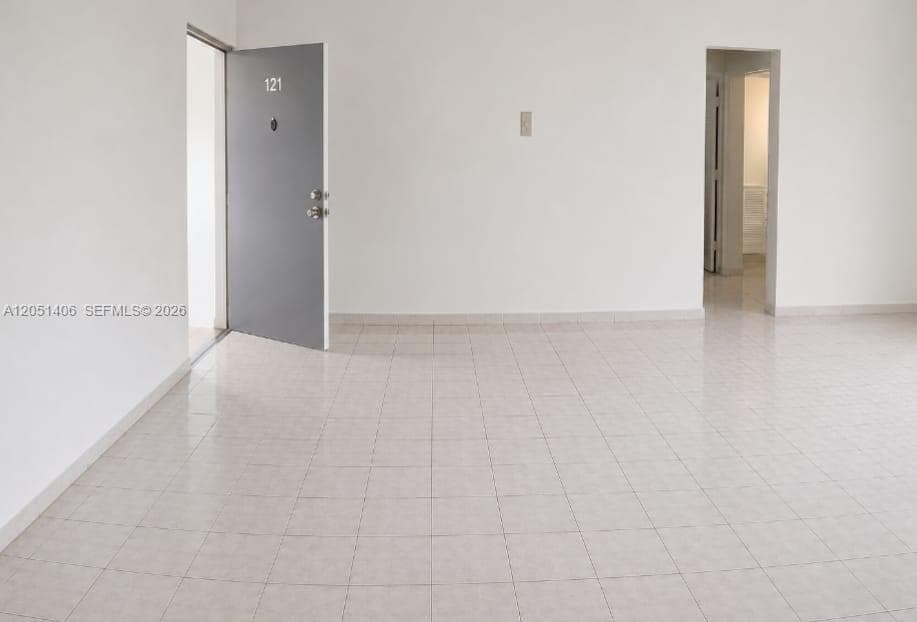 13500 NE 3rd Ct # 121, North Miami, FL 33161 photo 3