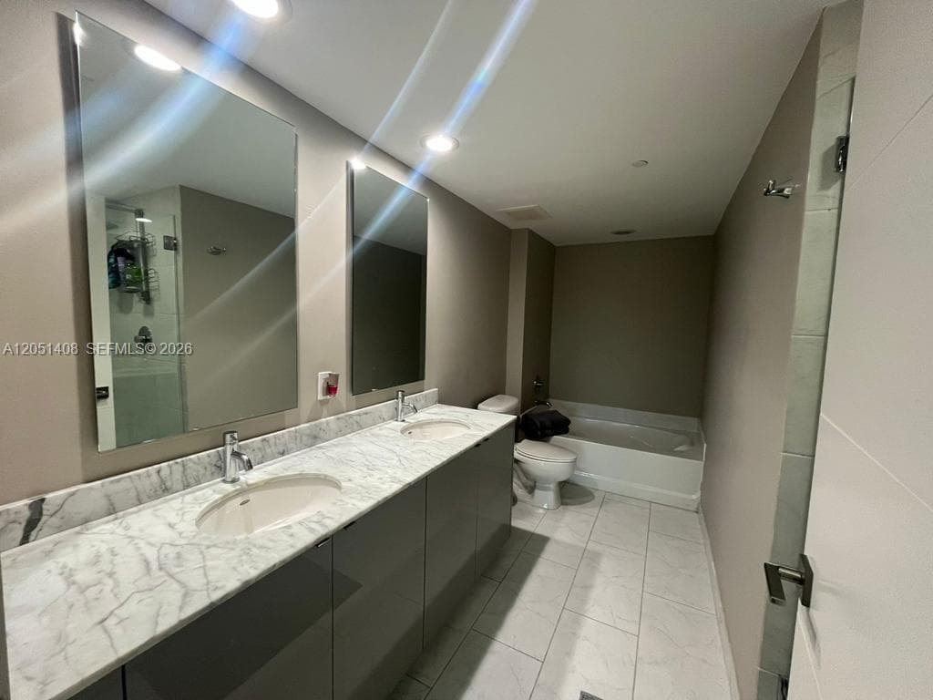 951 Brickell Ave # 1706, Miami, FL 33131 photo 3