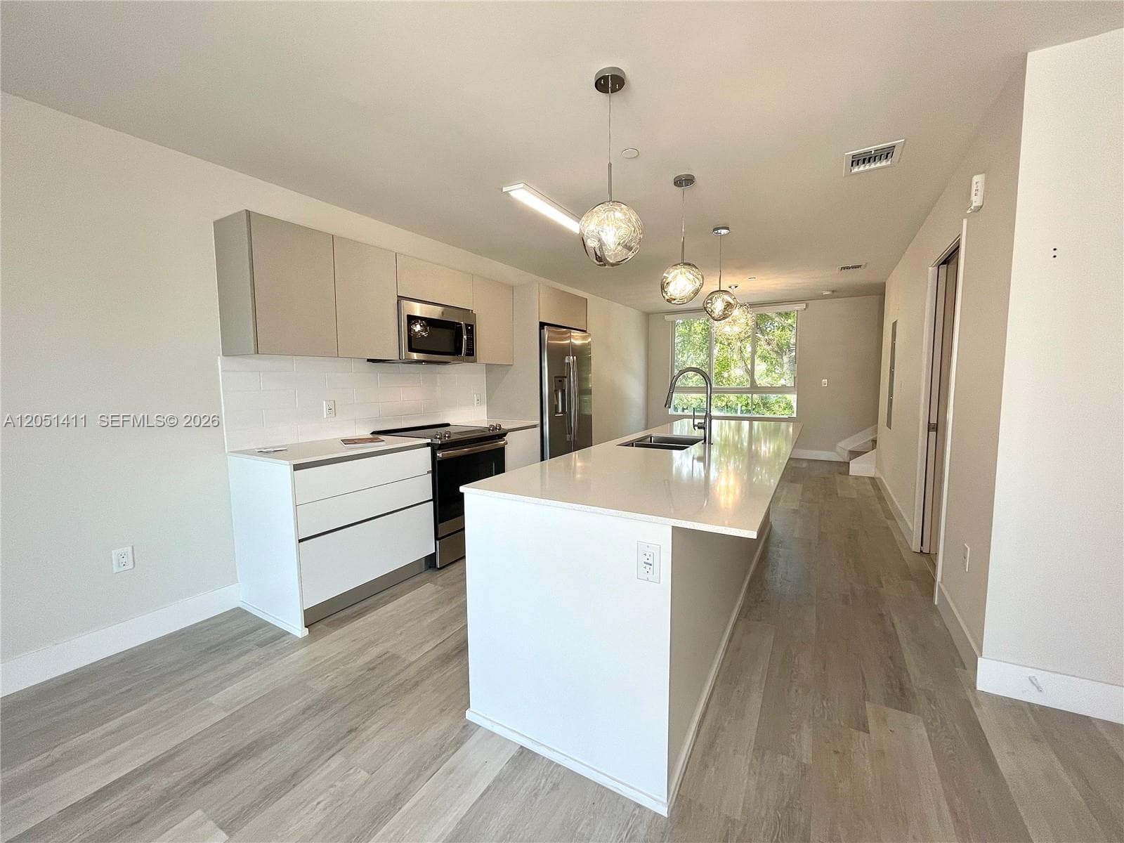 2535 NE 193rd St # 3212, Miami, FL 33180 photo 3