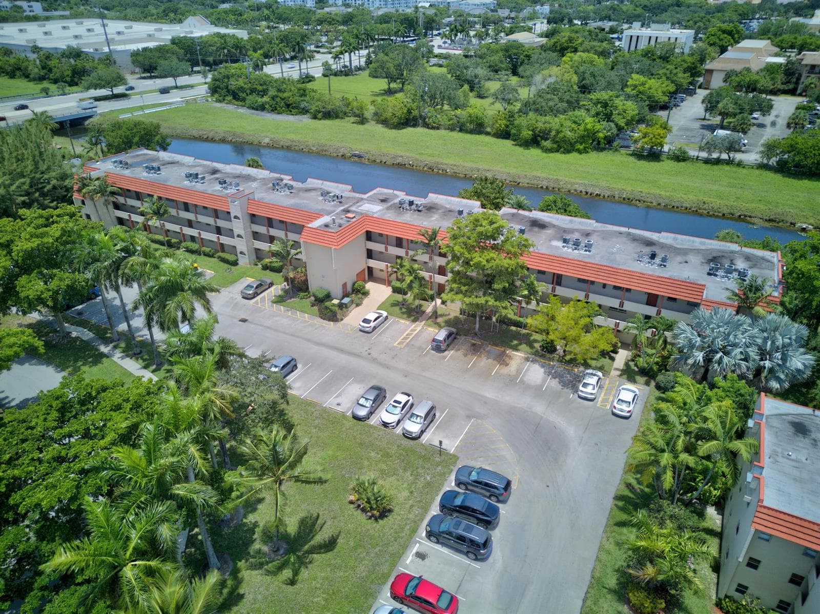 8101 N Sunrise Lakes Drive N # 112, Sunrise, FL 33322