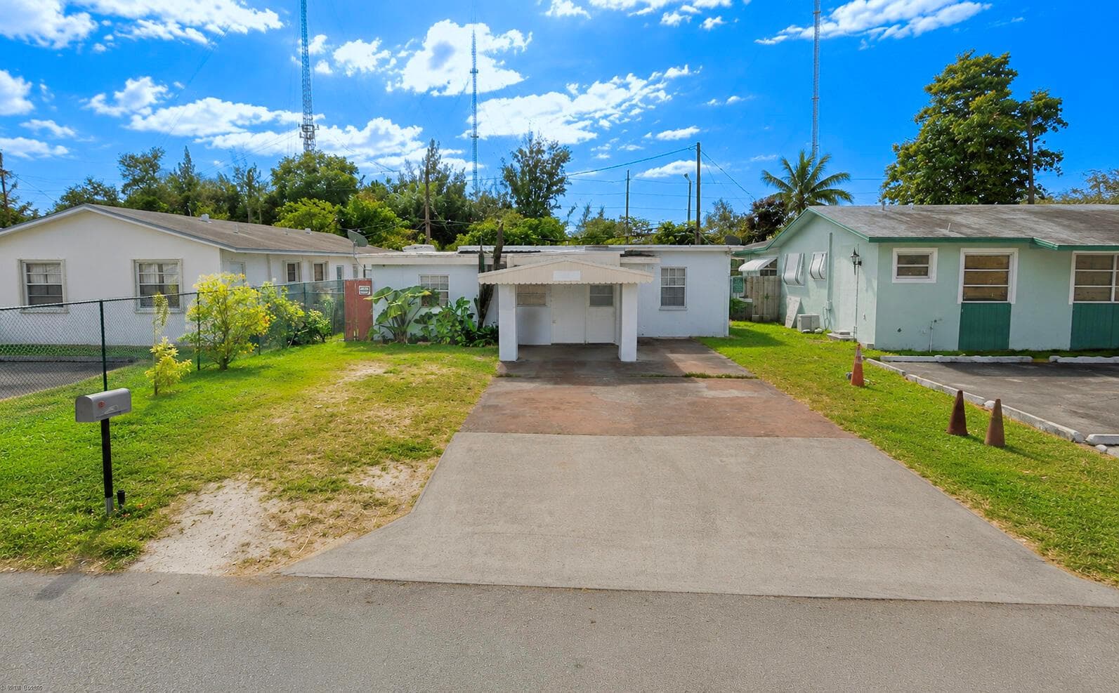 6142 SW 40th Court, Miramar, FL 33023