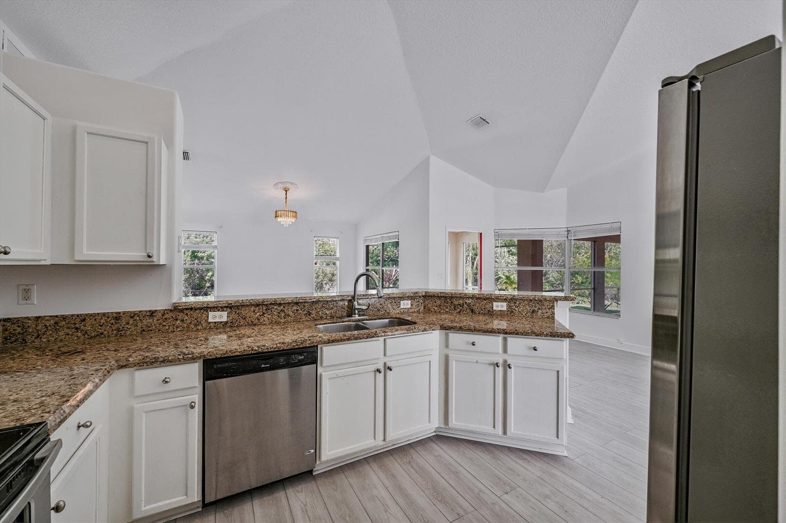 8671 155th Place N, Palm Beach Gardens, FL 33418 photo 3