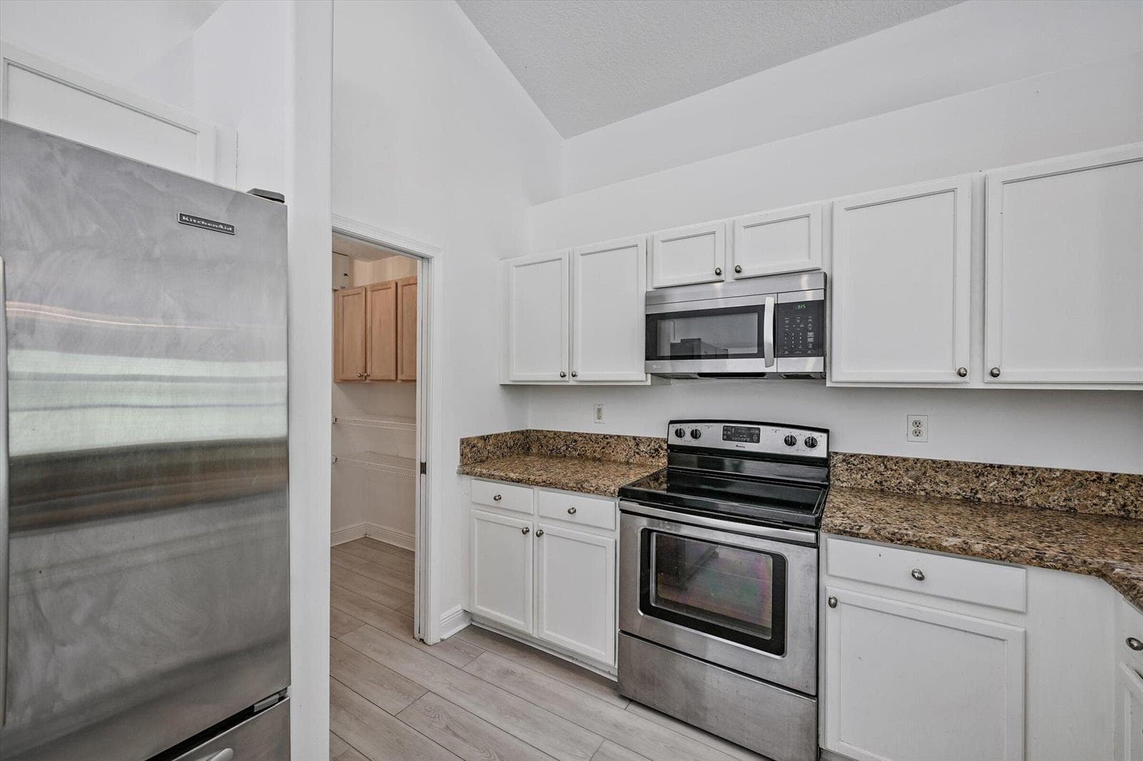 8671 155th Place N, Palm Beach Gardens, FL 33418 photo 4