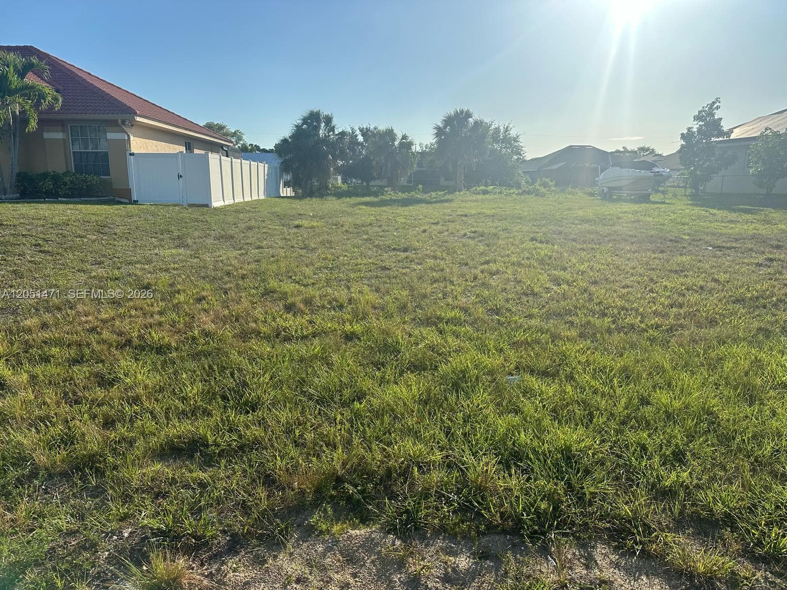 930 SW 8th PL, Cape Coral, FL 33991 photo 2