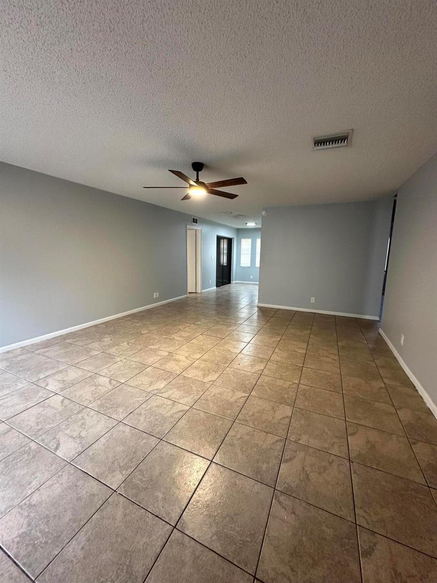 641 W 9th Street # 1, Riviera Beach, FL 33404 photo 2