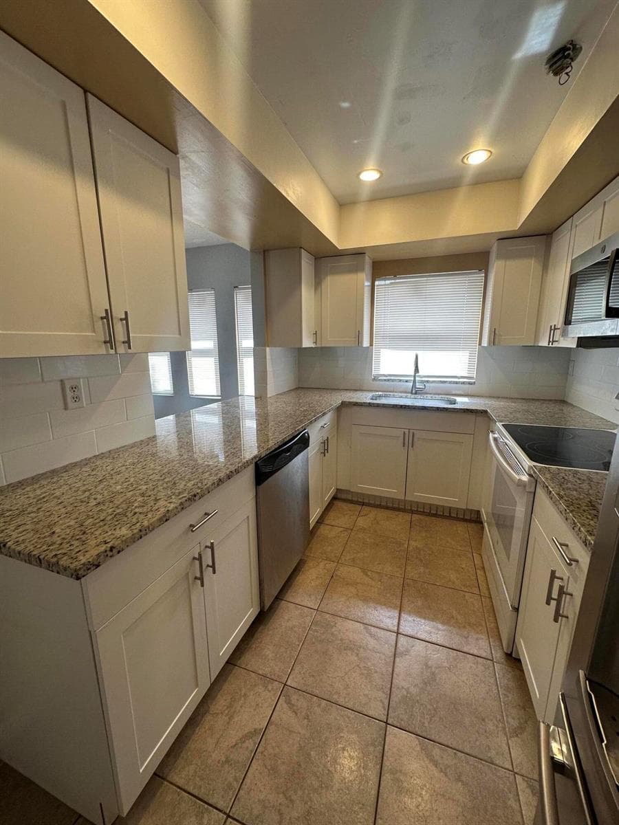 641 W 9th Street # 1, Riviera Beach, FL 33404 photo 5