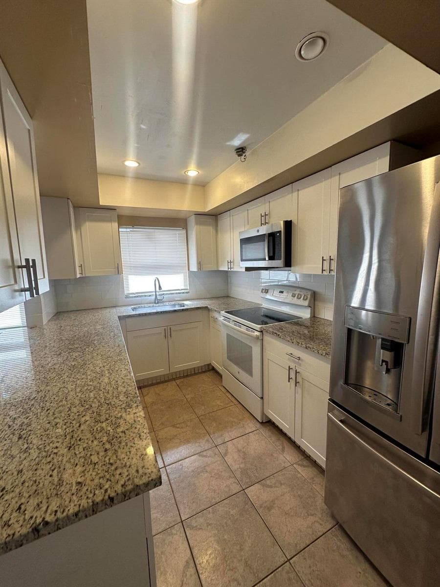 641 W 9th Street # 1, Riviera Beach, FL 33404 photo 4