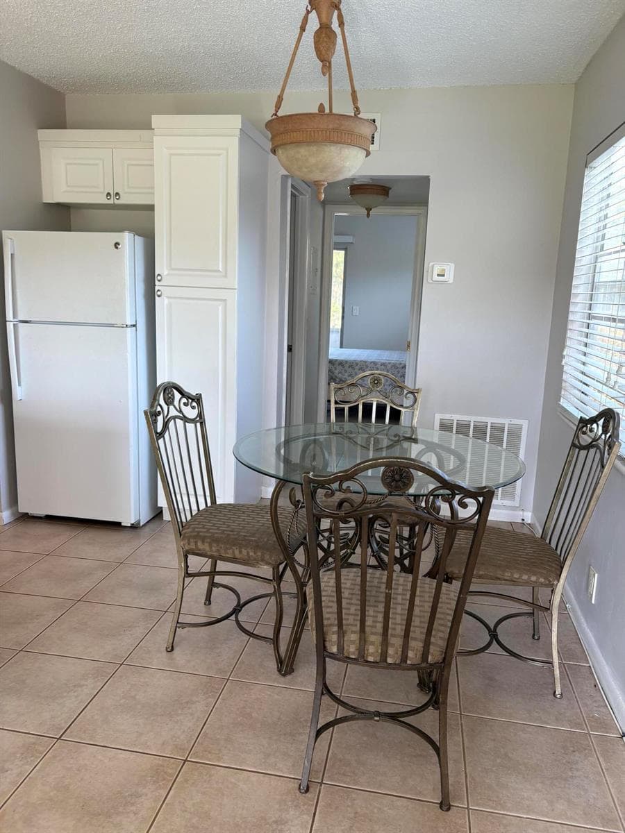 128 Norwich F, West Palm Beach, FL 33417 photo 4
