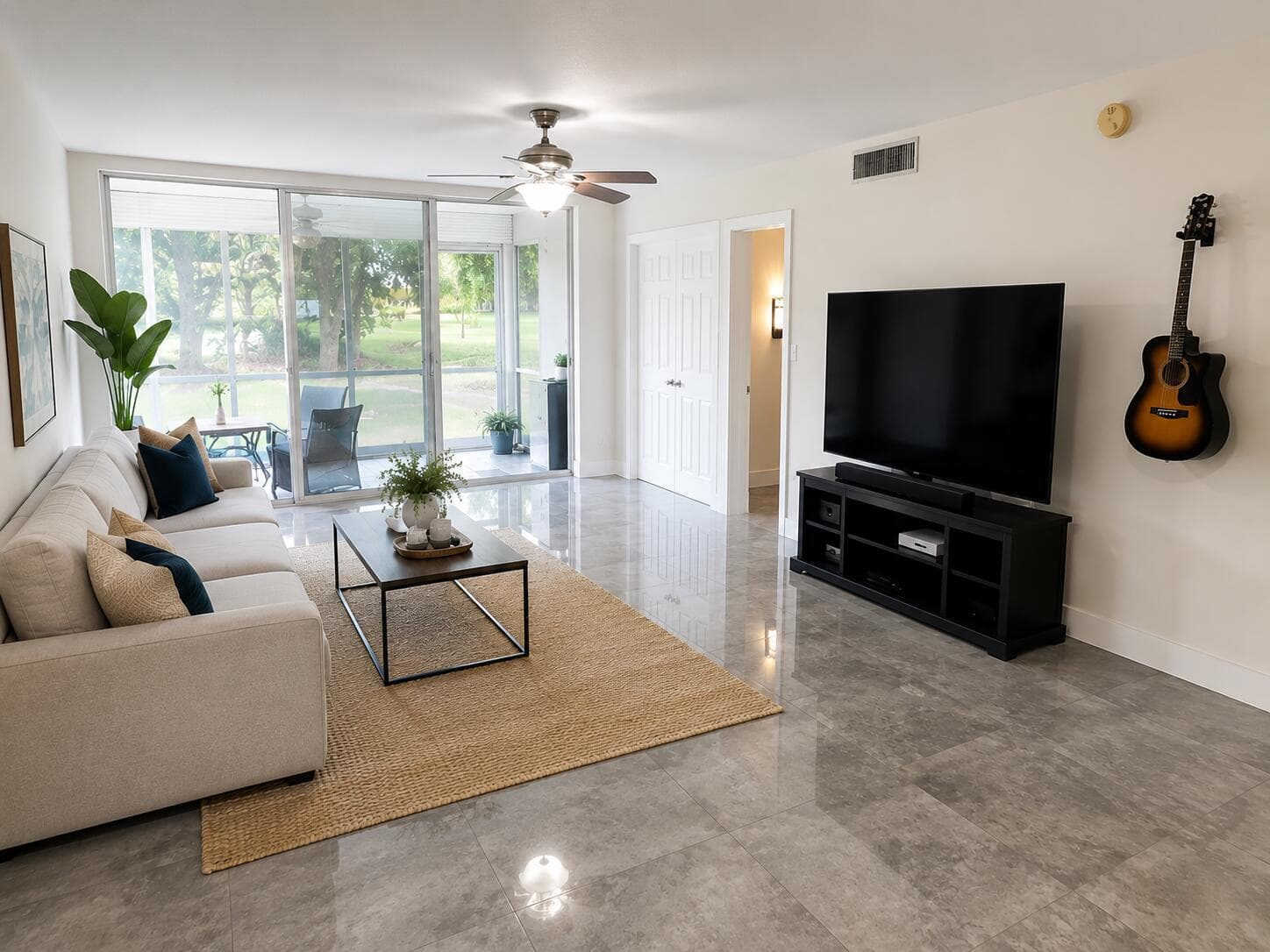575 Oaks Lane # 109, Pompano Beach, FL 33069
