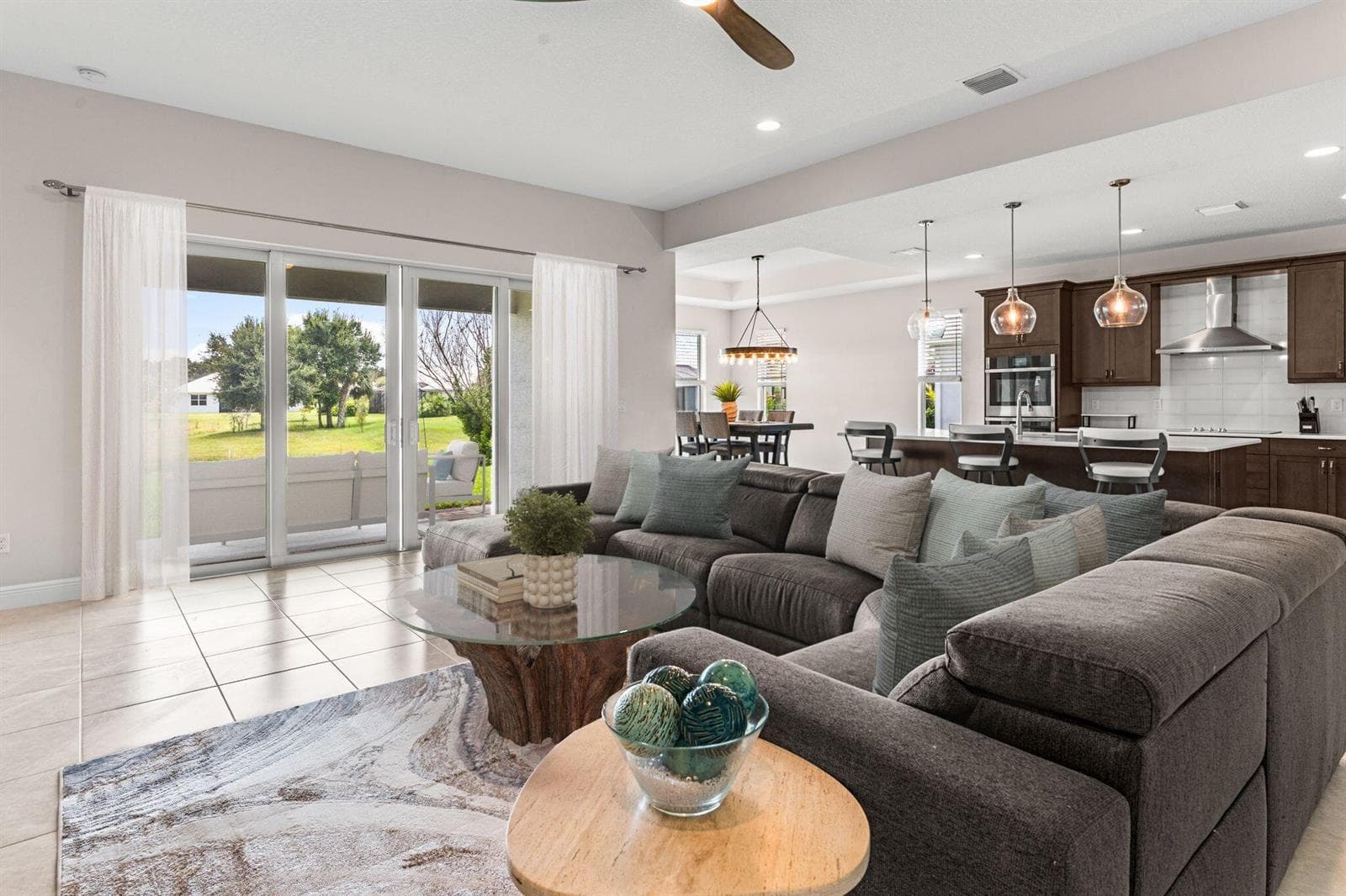 5595 Arabella Lane, Vero Beach, FL 32967 photo 2