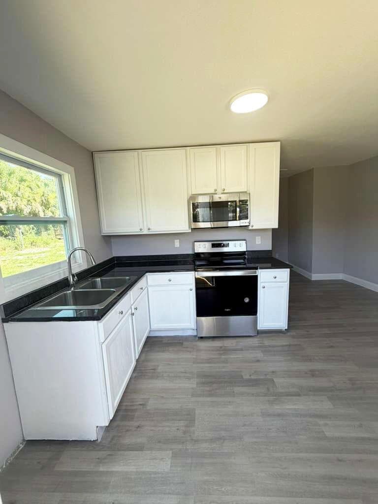 4250 29th Avenue # B, Vero Beach, FL 32967 photo 3