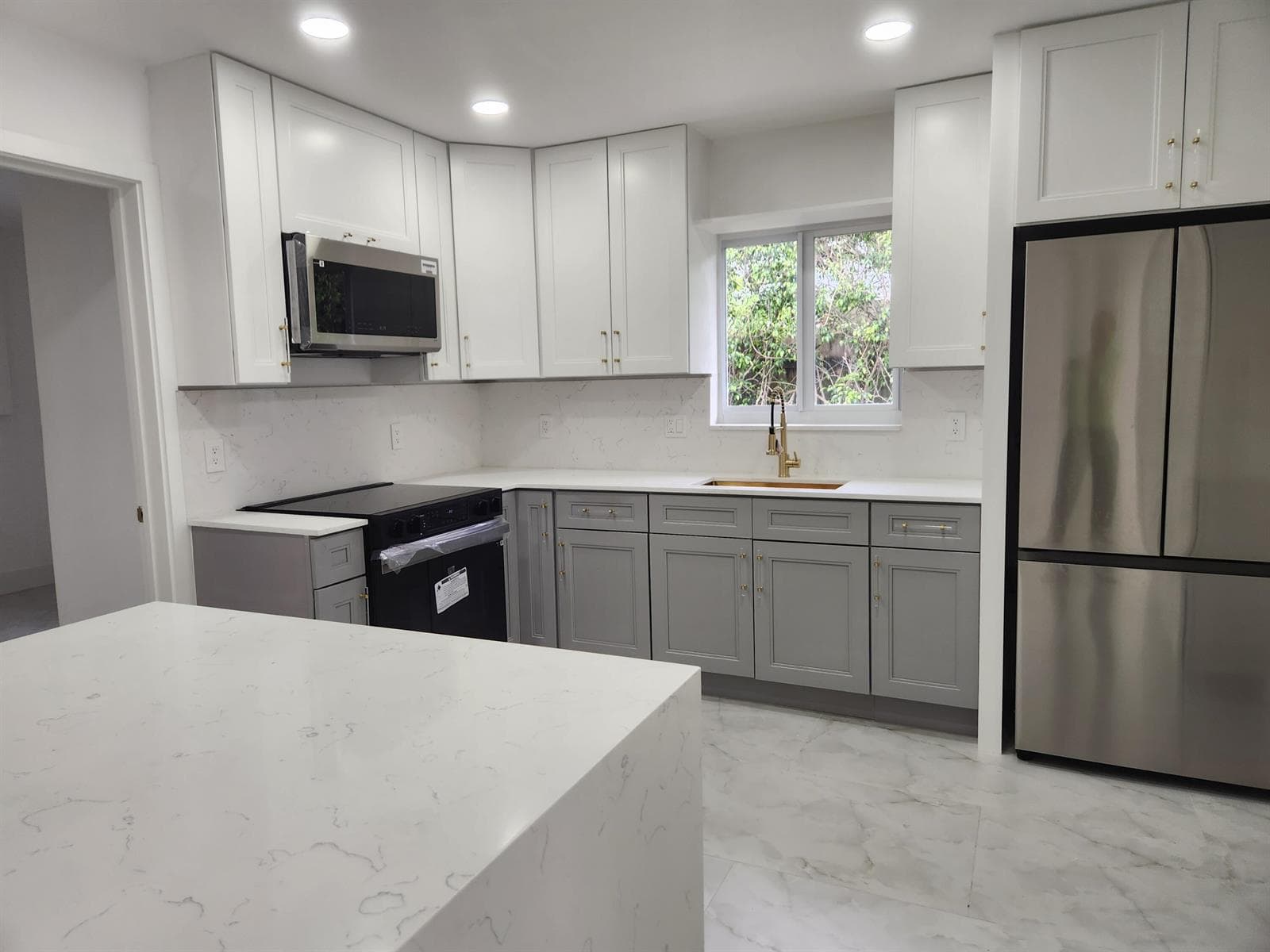 401 SE 1st Avenue, Pompano Beach, FL 33060 photo 3