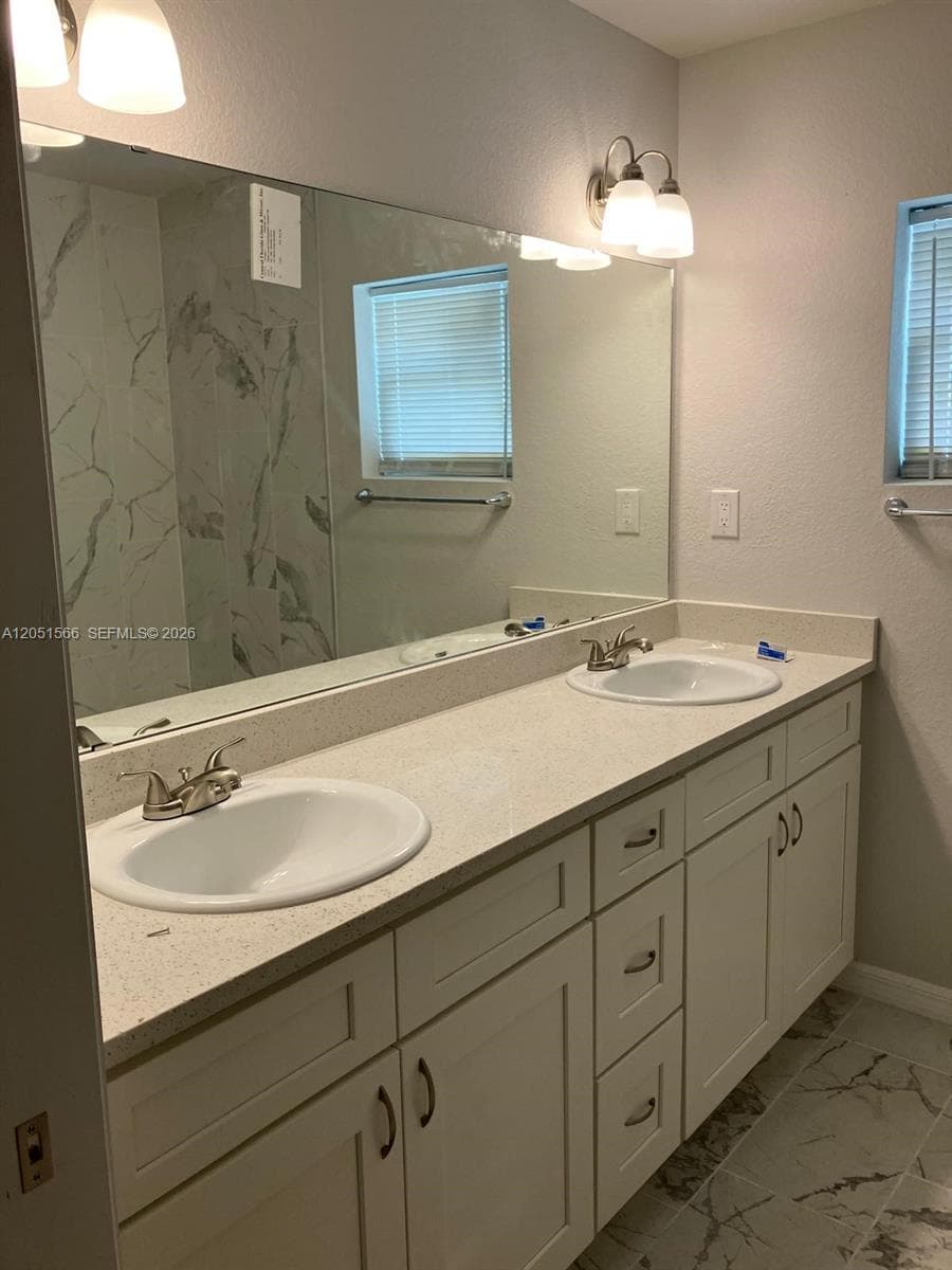 363 POINSETTIA AVE # 363, Other City - In The State Of Florida, FL 33870 photo 4