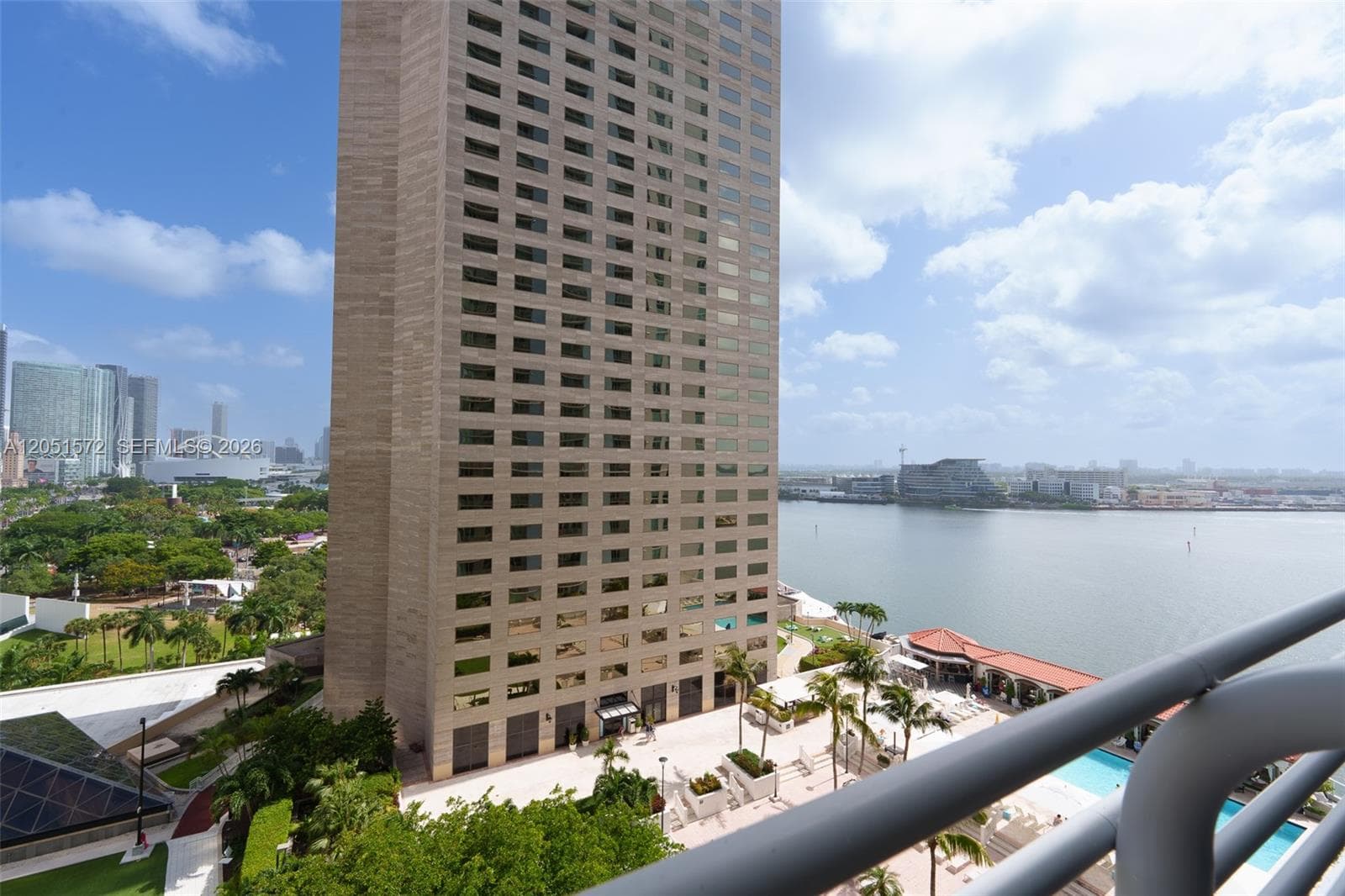 335 S Biscayne Blvd # 1600, Miami, FL 33131