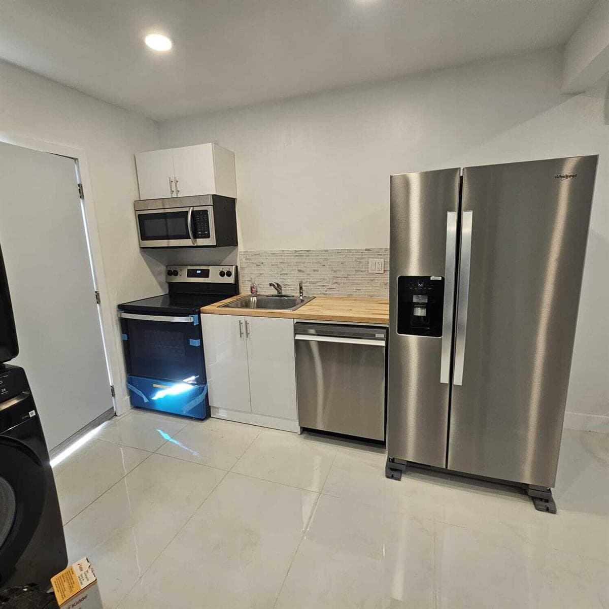 206 NE 13th Street # A-c, Fort Lauderdale, FL 33304