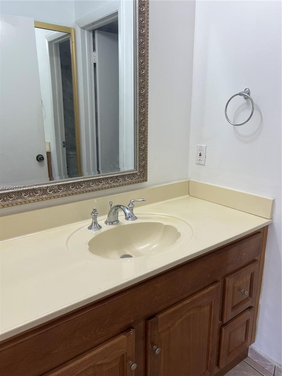 295 NW 72nd Ave # 306, Miami, FL 33126 photo 5