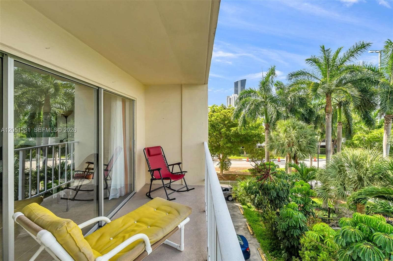 200 178th Dr # 409, Sunny Isles Beach, FL 33160 photo 2