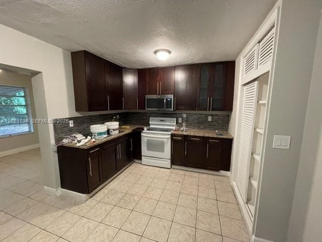 1575 NW 60th Ave # B, Sunrise, FL 33313 photo 2
