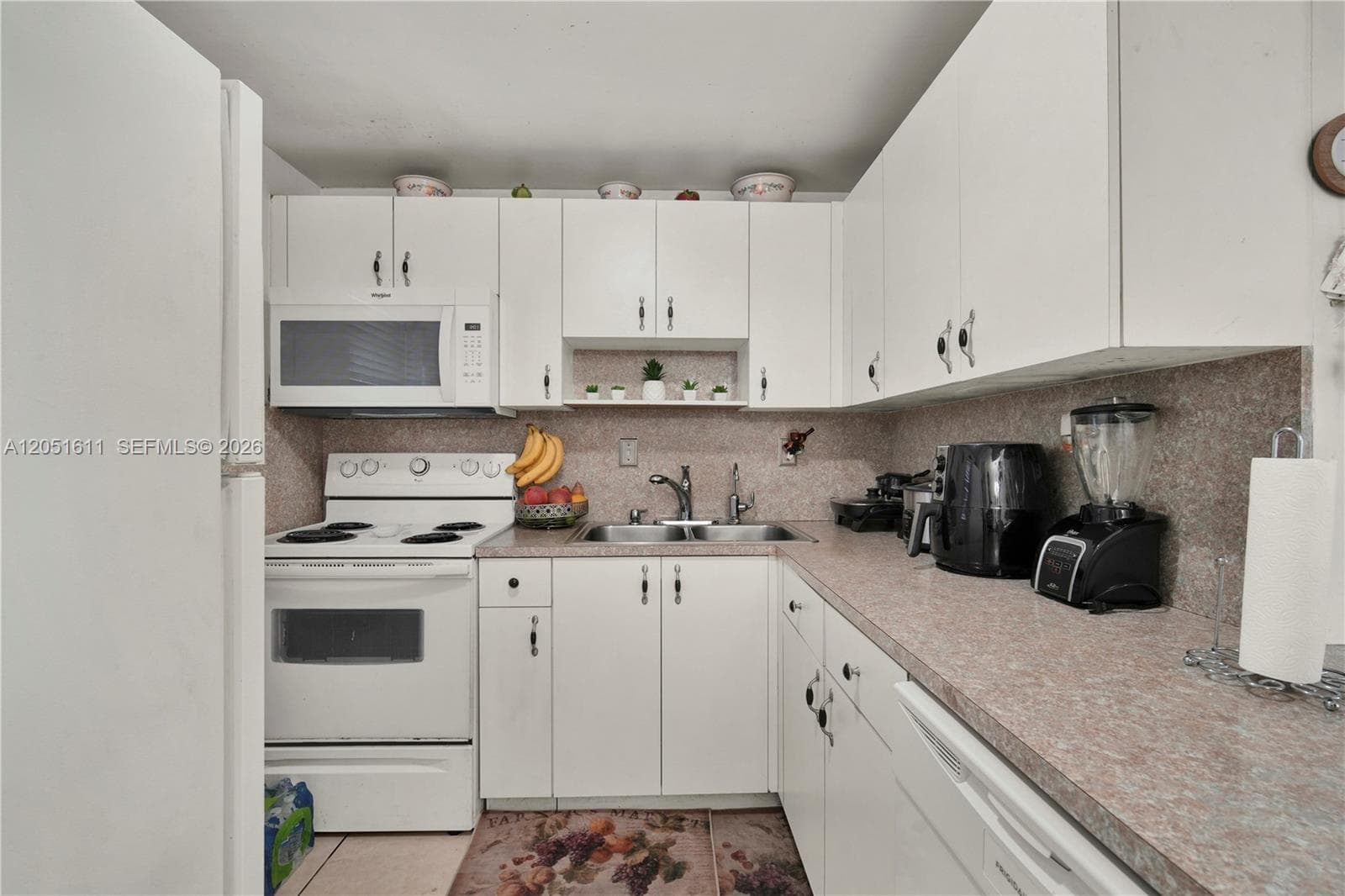 1755 W 60th St # D204, Hialeah, FL 33012 photo 4