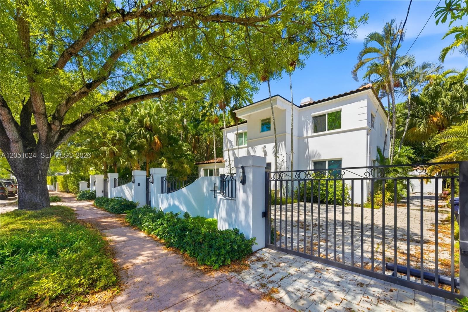 5824 Alton Rd, Miami Beach, FL 33140 photo 3