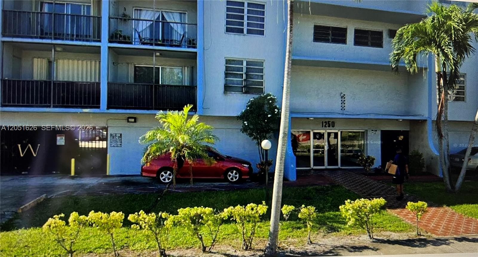1250 NE 125th St # 403D, North Miami, FL 33161